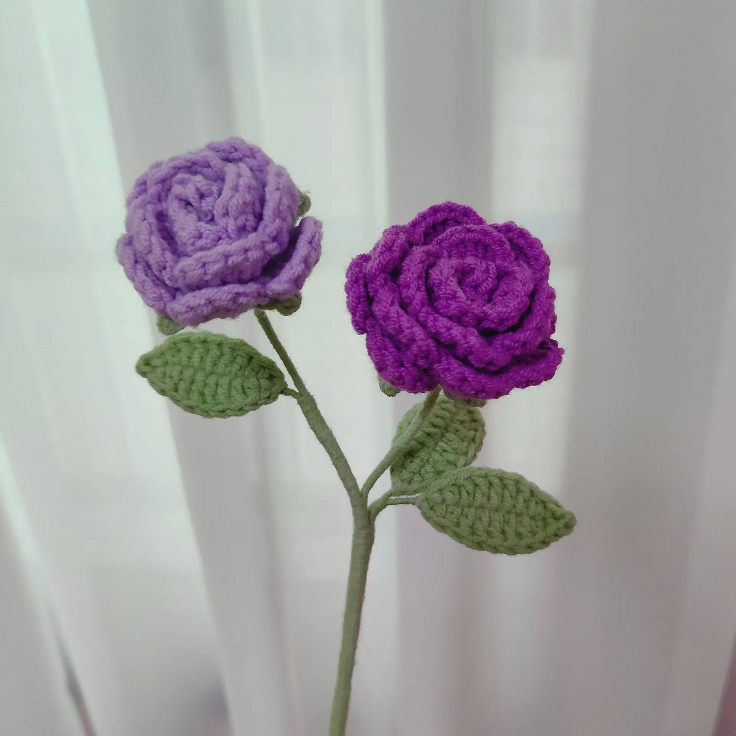 2 Roses Tricotées Bicolores