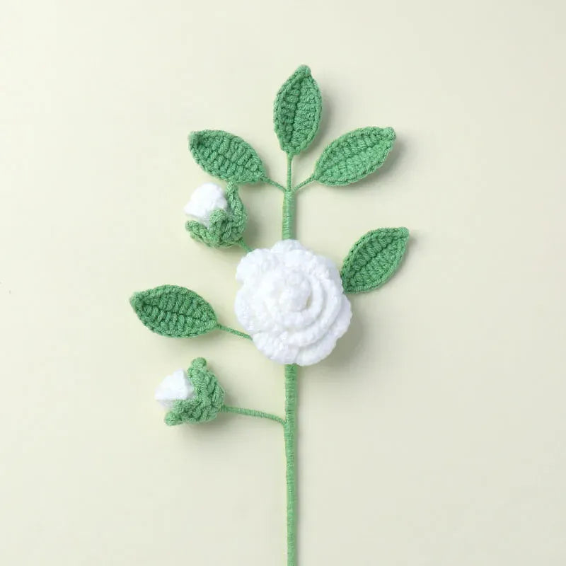 Rose avec Plusieurs Feuilles Tricotées | Artiflora Blanc